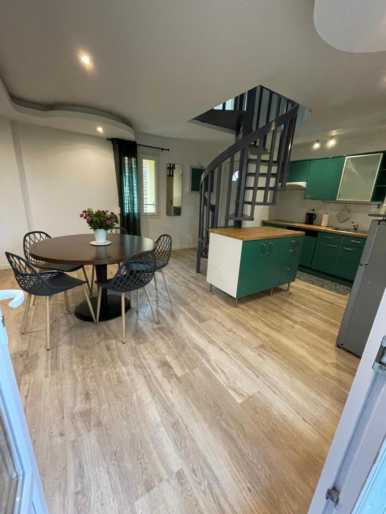 Maison Des Vignes Veyre-Monton 外观 照片